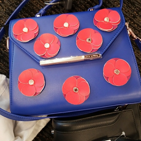 Bag - Picture 1 of 3